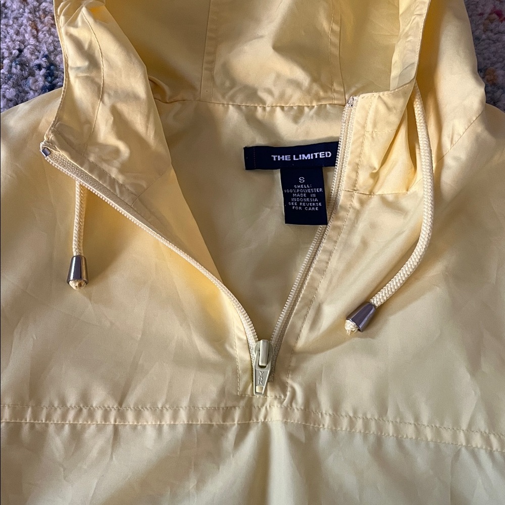 The Limited Jacket ☔️ - Picture 2 of 5